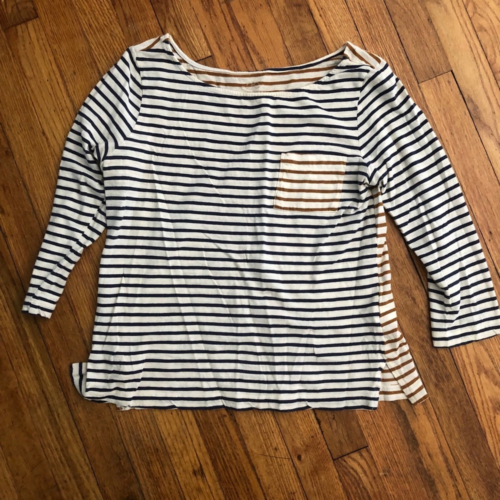 Old Navy 3/4 Sleeved Tee Shirt, Striped Detail, L